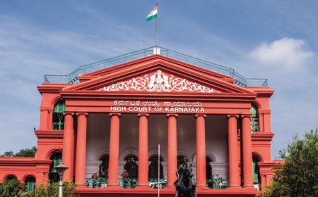 ವಿವಿಧ ಜಿಲ್ಲಾ ನ್ಯಾಯಾಧೀಶರ ವರ್ಗಾವಣೆ: ಮಾರ್ಚ್‌ 17ರಿಂದ ಜಾರಿಗೆ ಬರುವಂತೆ ಕರ್ನಾಟಕ ಹೈಕೋರ್ಟ್ ಆದೇಶ