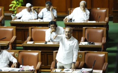 ನಕಲಿ ಔಷಧಿ ನಿಯಂತ್ರಣಕ್ಕೆ ಅಗತ್ಯ ಕ್ರಮ: ಆರೋಗ್ಯ ಸಚಿವ ದಿನೇಶ್ ಗುಂಡೂರಾವ್