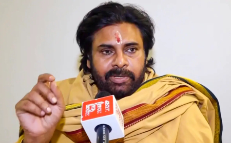 ಪವನ್ ಕಲ್ಯಾಣ್ ಬೆಂಗಾವಲು ವಾಹನದಿಂದ ಸಂಕಷ್ಟ: ಪರೀಕ್ಷಾ ಕೇಂದ್ರಕ್ಕೆ ತಡವಾಗಿ ತಲುಪಿ 25ಕ್ಕೂ ಹೆಚ್ಚು ವಿದ್ಯಾರ್ಥಿಗಳಿಗೆ ನಿರ್ಬಂಧ!