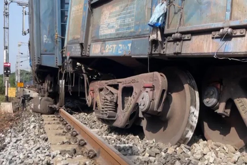 ಬೆಳಗಾವಿ ಬಳಿ ಹಳಿ ತಪ್ಪಿದ ಗೂಡ್ಸ್ ರೈಲು: ತಪ್ಪಿದ ಭಾರೀ ಅನಾಹುತ, ರೈಲು ಸಂಚಾರದಲ್ಲಿ ವ್ಯತ್ಯಯ