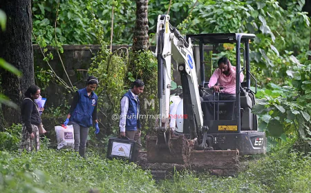 ಧರ್ಮಸ್ಥಳ ಪ್ರಕರಣ: ಹರಿದ ರವಿಕೆ, ಪಾನ್ ಕಾರ್ಡ್, ಎಟಿಎಂ ಕಾರ್ಡ್ ಪತ್ತೆ; ವಕೀಲ ಮಂಜುನಾಥ್