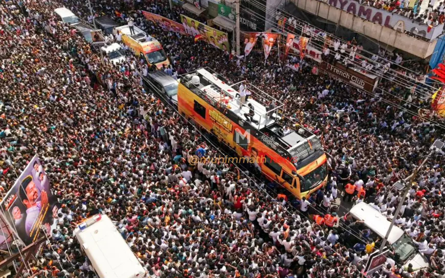 ನಟ ವಿಜಯ್ ರ‍್ಯಾಲಿಯಲ್ಲಿ ಕಾಲ್ತುಳಿತ: 39 ಜನ ಸಾವು, 20 ಜನರ ಪರಿಸ್ಥಿತಿ ಗಂಭೀರ