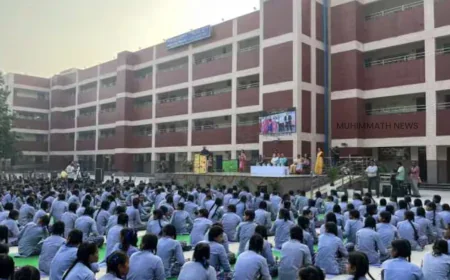 ആര്‍ എസ് എസ് രാഷ്ട്രനീതി പാഠ്യപദ്ധതി നടപ്പാക്കാനുള്ള ഡല്‍ഹി സർക്കാരിൻ്റെ നീക്കത്തിനെതിരെ പ്രതിഷേധം