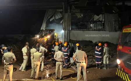 കുമ്പള അനന്തപുരത്തെ പ്ലൈവുഡ് ഫാക്ടറിയിലെ പൊട്ടിത്തെറി; അന്വേഷണത്തിന് ഉത്തരവിട്ട് ജില്ലാ കളക്ടർ