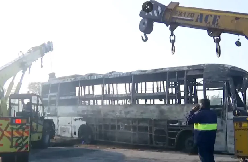 കനത്ത മൂടൽ മഞ്ഞ്; വാഹനങ്ങള്‍ കൂട്ടിയിടിച്ച് നാലു മരണം 