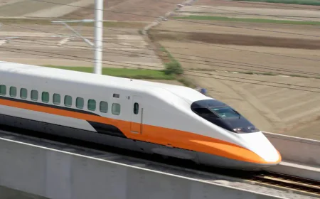 സംസ്ഥാനത്തെ അര്‍ധ അതിവേഗ റെയില്‍പ്പാത; ഡി പി ആർ തയ്യാറാക്കാൻ കേന്ദ്ര നിർദേശം