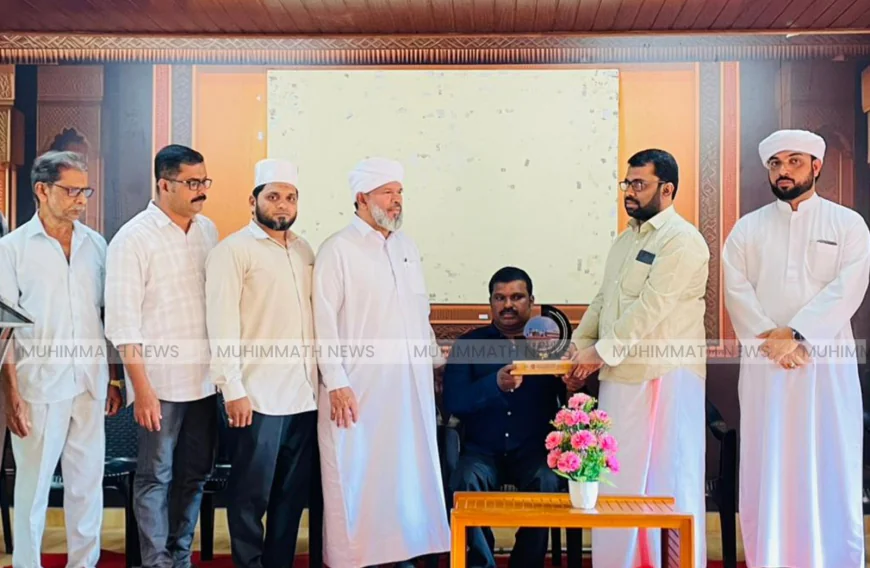 പതിനെട്ട് വർഷത്തെ മാതൃക അധ്യാപനം; സതീഷ് മാസ്റ്റർക്ക് യാത്രയയപ്പ് നൽകി