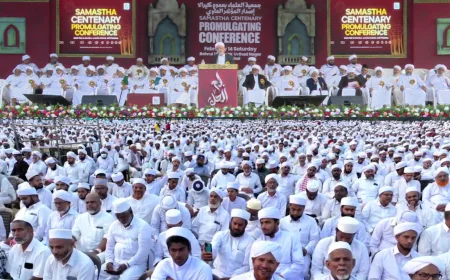 സമസ്ത സെന്റിനറി വിളംബര സമ്മേളനത്തിന് പ്രൗഢ തുടക്കം; ജനസാഗരമായി കോട്ടക്കൽ 