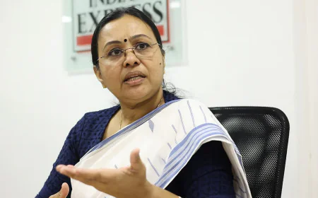 സ്വകാര്യ ആശുപത്രികള്‍ക്കു വേണ്ടി സര്‍ക്കാർ ആരോഗ്യമേഖലയെ തകര്‍ക്കാന്‍ ആസൂത്രിത ശ്രമം നടക്കുന്നു: ആരോഗ്യ മന്ത്രി വീണ ജോര്‍ജ്