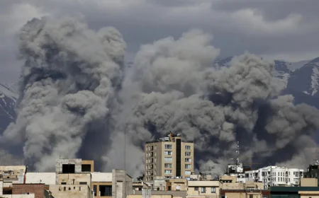 അമേരിക്കയുമായി യാതൊരുവിധ ചര്‍ച്ചക്കും തയാറല്ലെന്ന് ഇറാൻ; കൂട്ടക്കുരുതിയിൽ മരണം 555 ആയി ഉയർന്നു