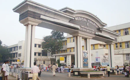 മെഡിക്കല്‍ കോളജിലെ പാര്‍ക്കിങ് ഗ്രൗണ്ടില്‍ നവജാത ശിശുവിന്റെ മൃതദേഹം കണ്ടെത്തി