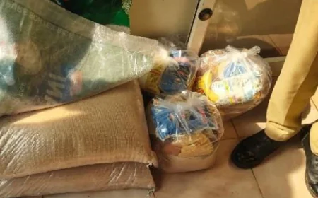 വീണ്ടും കിറ്റ് വിവാദം; രണ്ടായിരത്തോളം കിറ്റുകൾ വോട്ടർമാർക്ക് തയ്യാറാക്കിയതായി ആരോപണം