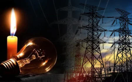 സംസ്ഥാനത്ത് നിശ്ചിത സമയ പരിധിയിൽ പ്രഖ്യാപിത വൈദ്യുതി നിയന്ത്രണം ഏർപ്പെടുത്താൻ സർക്കാർ തീരുമാനം