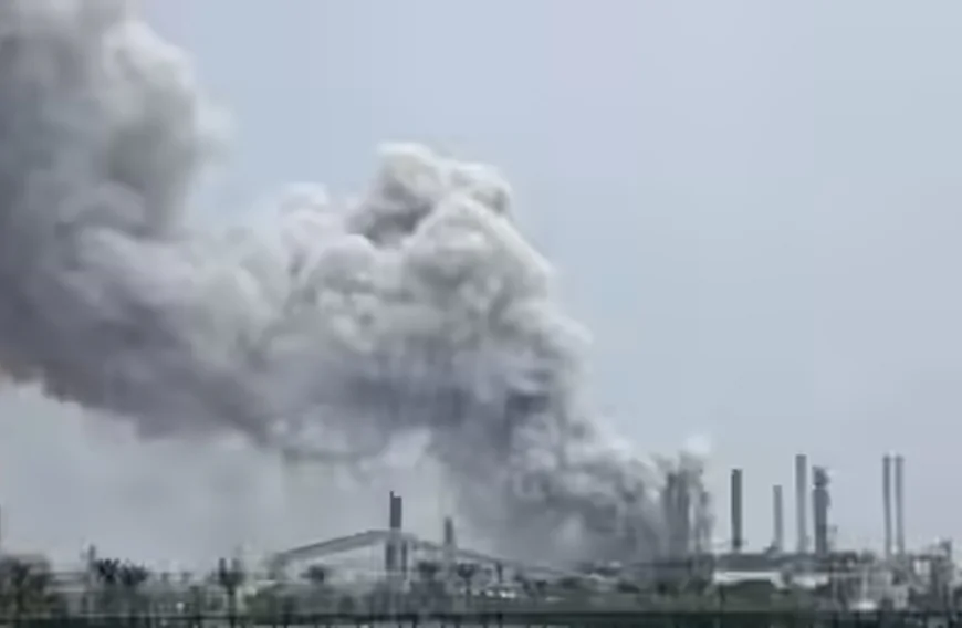 കുവൈത്തിൽ വ്യാപക മിസൈൽ- ഡ്രോൺ ആക്രമണം നടത്തി ഇറാൻ; എണ്ണമേഖല സമുച്ചയത്തിന് വൻ കേടുപാടുകൾ 