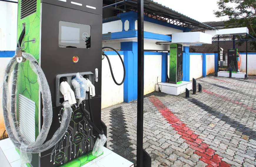 സംസ്ഥാനത്തെ ദേശീയപാതയിലും നഗരങ്ങളിലുമായി 219 ഇ-വാഹന ചാർജിങ് സ്റ്റേഷൻ വരുന്നു