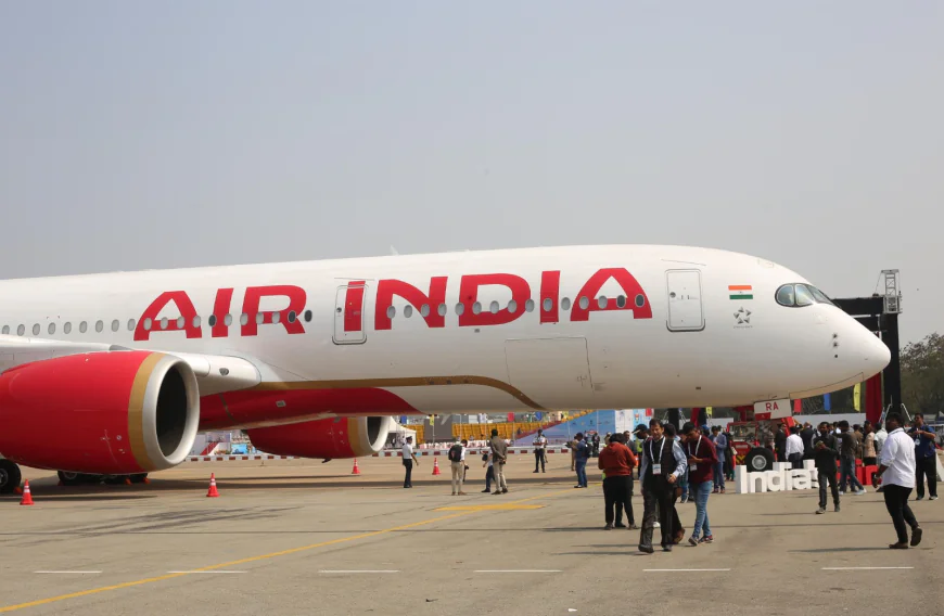 ആഗോള വിമാന ഇന്ധന വില വർധിച്ചതോടെ സർചാർജ് വർധിപ്പിച്ച് എയർ ഇന്ത്യ