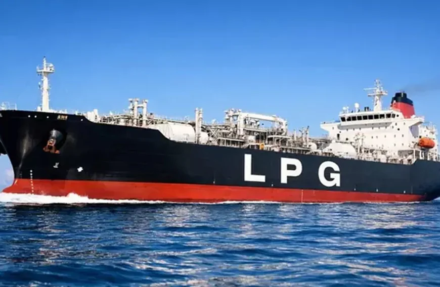 എല്‍പിജിയുമായുള്ള കപ്പല്‍ ഇന്ന് ഇന്ത്യയിലെത്തും; ഇന്ധന പ്രതിസന്ധിക്ക് താല്‍ക്കാലിക പരിഹാരം 