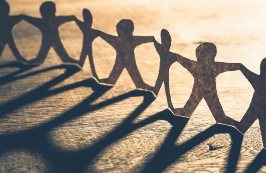 കസിൻസ് ബന്ധങ്ങൾ അതിരുകൾ മറക്കരുത്