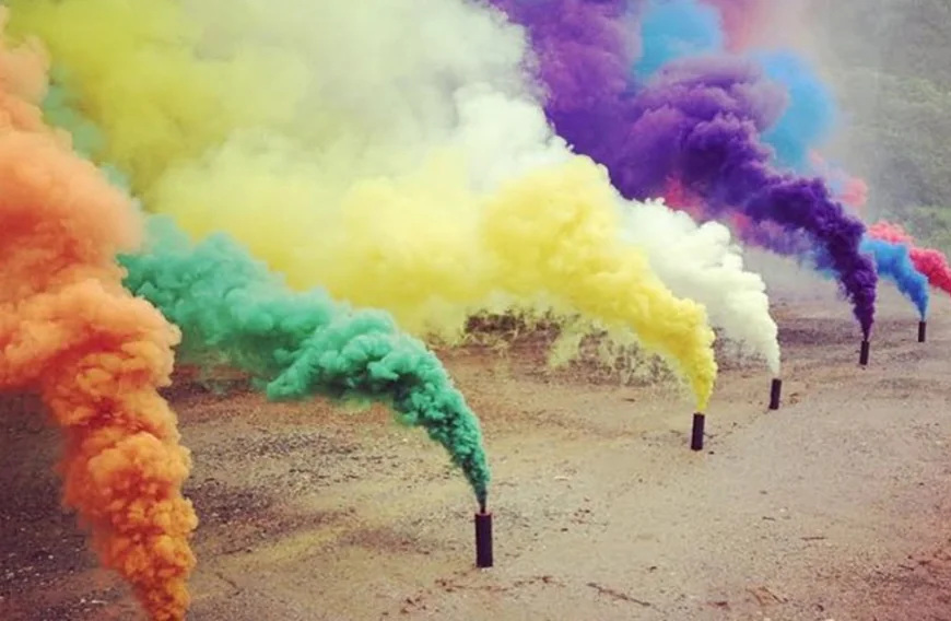 കളർ പുക ശ്വസിച്ച കുട്ടികൾ ചികിത്സയിൽ; കർശന നടപടി സ്വീകരിക്കണമെന്ന് ആവശ്യം ശക്തമാകുന്നു 