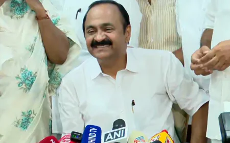 കേരളത്തിന്റെ പതിമൂന്നാമത് മുഖ്യമന്ത്രിയായി വി ഡി സതീശന്‍