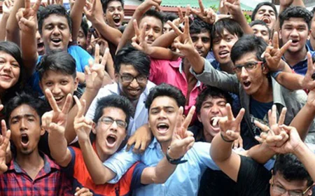 പ്ലസ് ടു പരീക്ഷാ ഫലം പ്രസിദ്ധീകരിച്ചു; 77.97 ശതമാനം വിജയം 