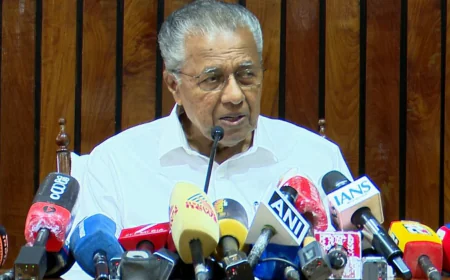 നയരാഹിത്യ പ്രഖ്യാപനം; കേന്ദ്രത്തിനെതിരെ മൗനം, പറയേണ്ട കാര്യങ്ങളൊന്നും പറഞ്ഞില്ല: പ്രതിപക്ഷ നേതാവ് പിണറായി വിജയന്‍