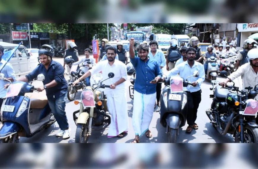 പെട്രോൾ -ഡീസൽ വില വർദ്ധനവിനെതിരെ ജില്ലയിൽ ബൈക്ക് തള്ളി പ്രതിഷേധം