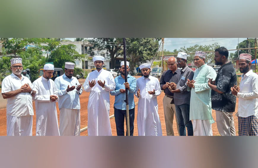 എസ് വൈ എസ് ഉപ്പള സോൺ 'സ്നേഹ ലോകം'; പന്തലിന് കാൽ നാട്ടി